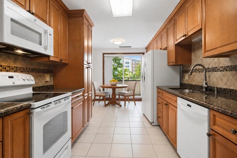 Tiny photo for 7201 N Lincoln Avenue #315, Lincolnwood, IL 60712 (MLS # 12786214)