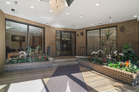 Tiny photo for 7201 N Lincoln Avenue #315, Lincolnwood, IL 60712 (MLS # 12786214)