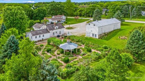 Tiny photo for 3N369 Lafox Road, St. Charles, IL 60175 (MLS # 12369366)