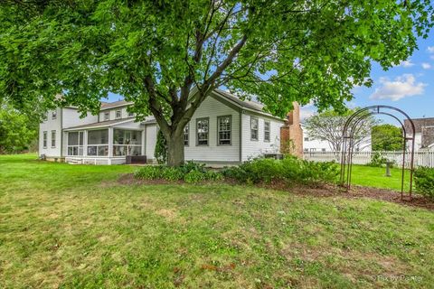Tiny photo for 3N369 Lafox Road, St. Charles, IL 60175 (MLS # 12369366)
