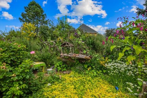 Tiny photo for 3N369 Lafox Road, St. Charles, IL 60175 (MLS # 12369366)