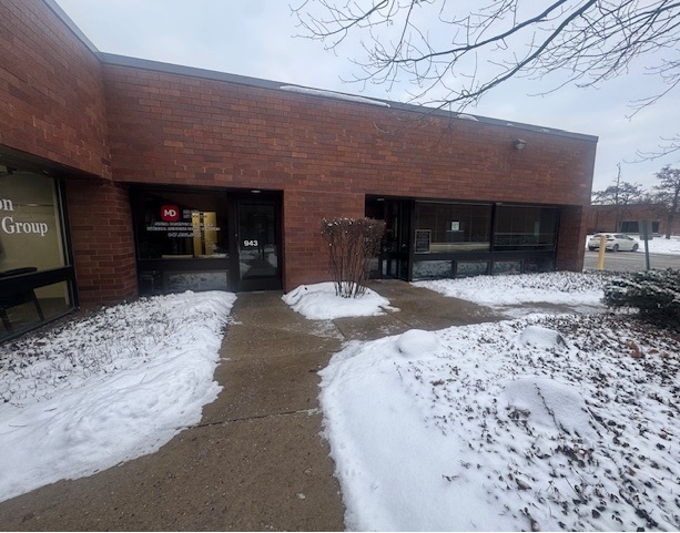 943 N Plum Grove Road
