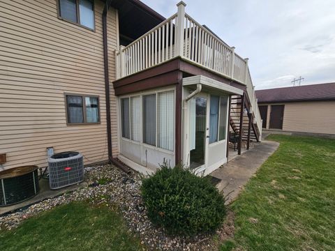 Tiny photo for 1801 Richardson Drive #2, Urbana, IL 61802 (MLS # 12607534)