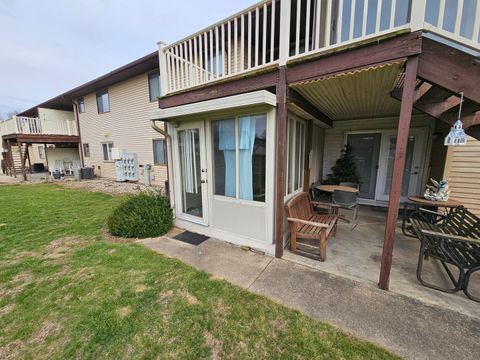 Tiny photo for 1801 Richardson Drive #2, Urbana, IL 61802 (MLS # 12607534)