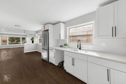 Tiny photo for 9134 S Marquette Avenue, Chicago, IL 60617 (MLS # 12499144)