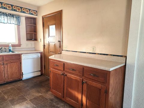 Tiny photo for 500 E Pearl Street, Geneseo, IL 61254 (MLS # 12576456)