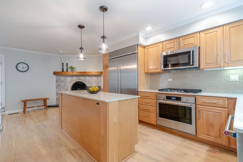 Tiny photo for 10 Court of Fox River Valley, Lincolnshire, IL 60069 (MLS # 12697562)
