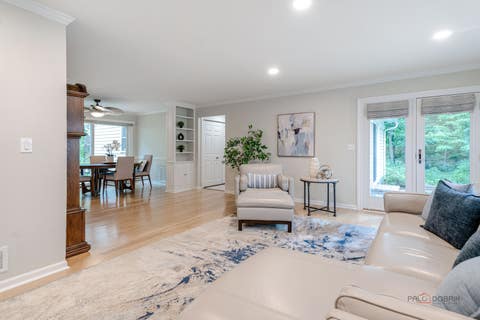 Tiny photo for 10 Court of Fox River Valley, Lincolnshire, IL 60069 (MLS # 12697562)