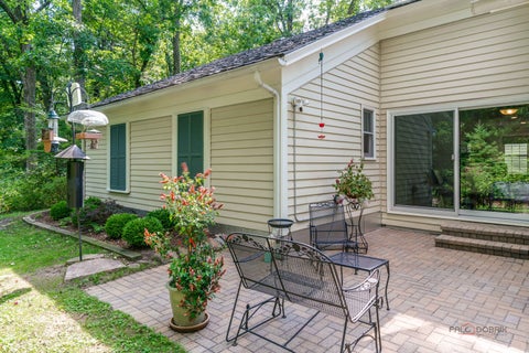Tiny photo for 10 Court of Fox River Valley, Lincolnshire, IL 60069 (MLS # 12697562)