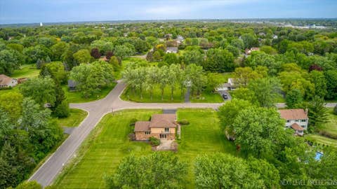 Tiny photo for 36W345 Barton Drive, St. Charles, IL 60175 (MLS # 12620981)