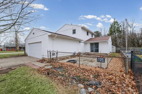 Tiny photo for 708 Stratford Drive, Champaign, IL 61821 (MLS # 12575402)