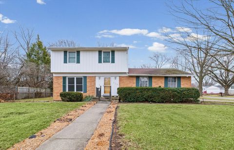 Photo of 708 Stratford Drive, Champaign, IL 61821 (MLS # 12575402)