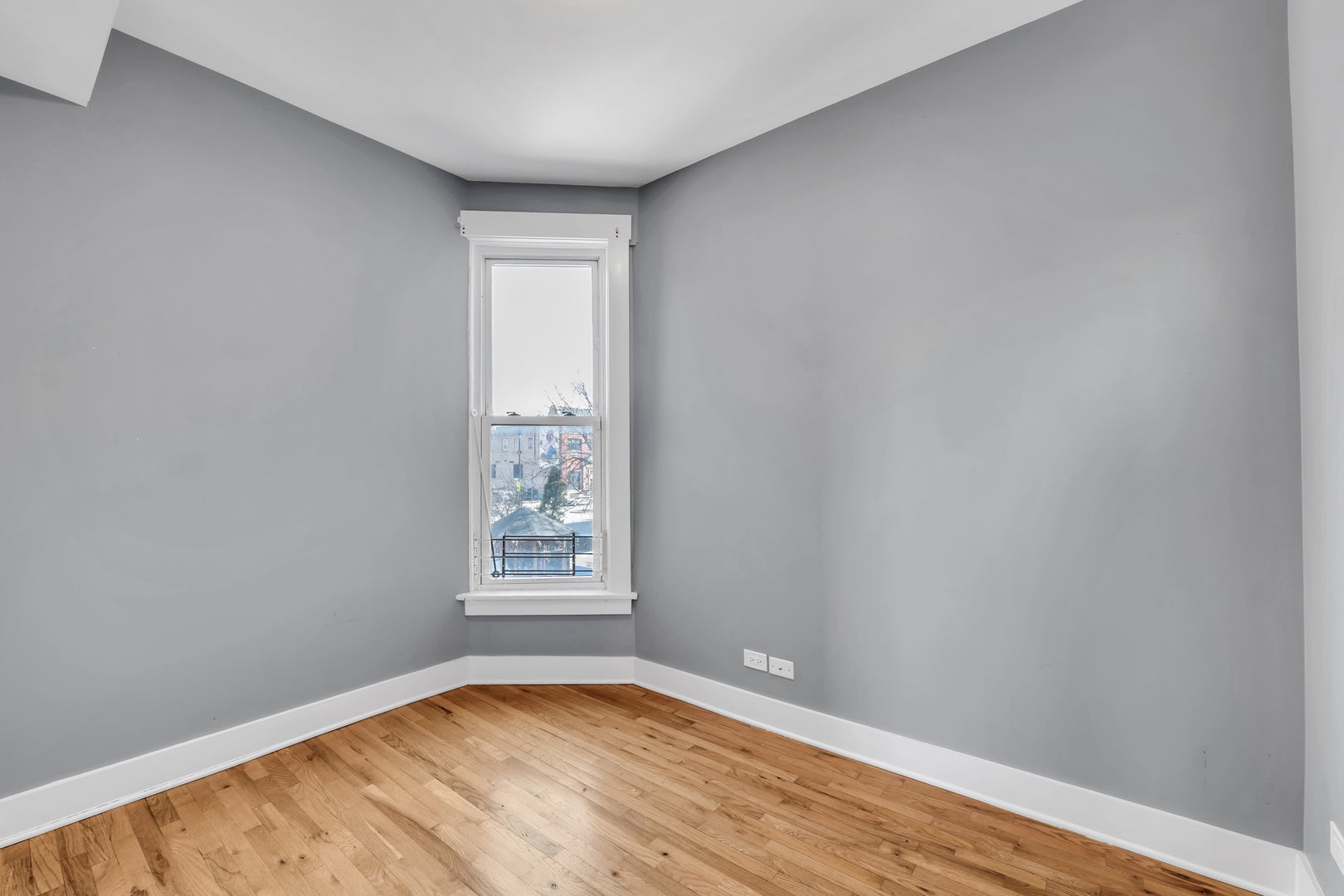 3208 W Wabansia Avenue 2E