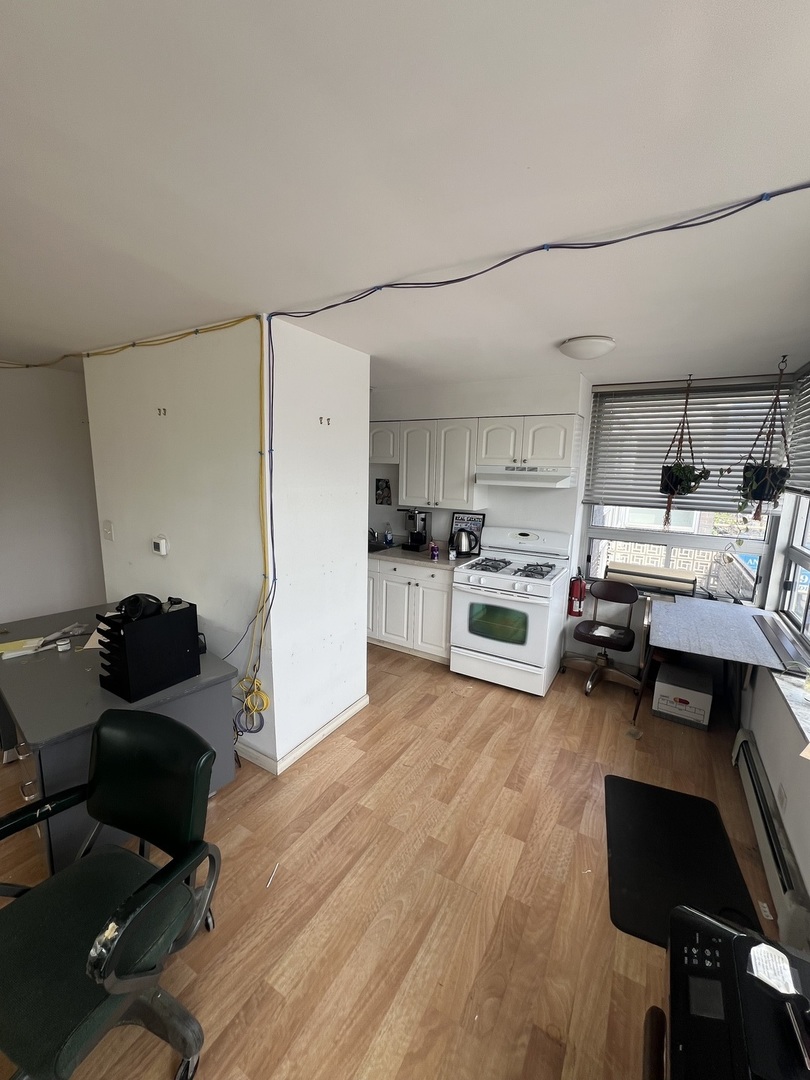 4746-48 N Milwaukee Avenue