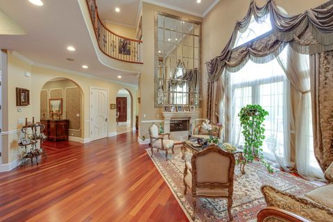 Tiny photo for 300 Red Oak Road, Northbrook, IL 60062 (MLS # 12429147)