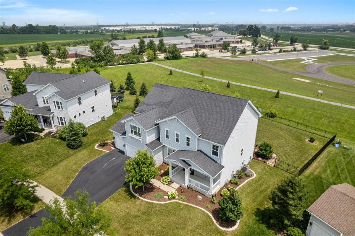 1554 Star Grass Circle