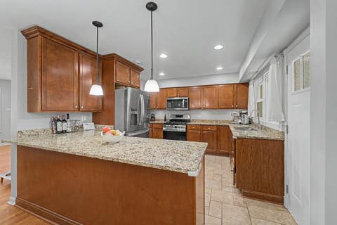 Tiny photo for 801 8th Avenue, La Grange, IL 60525 (MLS # 12710777)