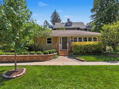 Tiny photo for 801 8th Avenue, La Grange, IL 60525 (MLS # 12710777)