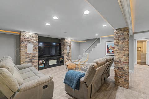 Tiny photo for 801 8th Avenue, La Grange, IL 60525 (MLS # 12710777)