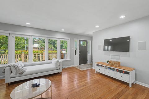 Tiny photo for 801 8th Avenue, La Grange, IL 60525 (MLS # 12710777)
