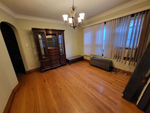 Tiny photo for 2939 N Lotus Avenue, Chicago, IL 60641 (MLS # 12516659)