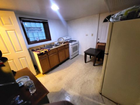 Tiny photo for 2939 N Lotus Avenue, Chicago, IL 60641 (MLS # 12516659)