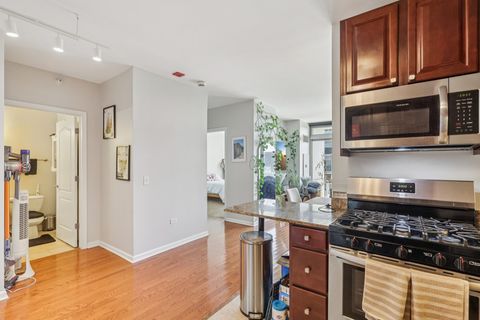 Tiny photo for 125 S JEFFERSON Street #1408, Chicago, IL 60661 (MLS # 12596279)