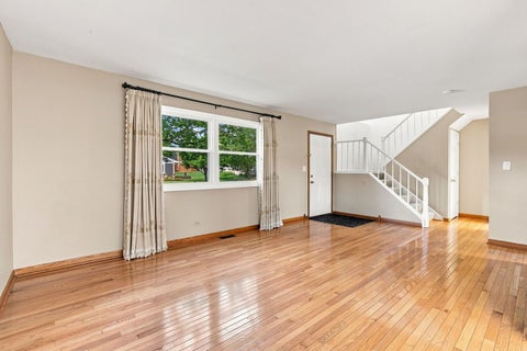 Tiny photo for 4345 Rock Cove Drive, Hoffman Estates, IL 60192 (MLS # 12753470)
