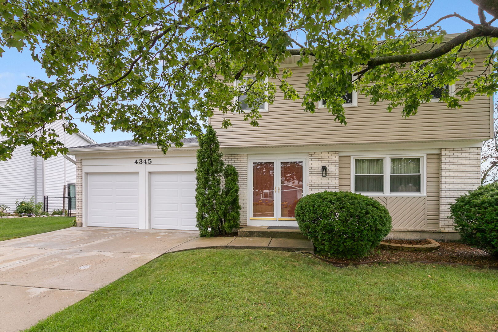 4345 Rock Cove Drive