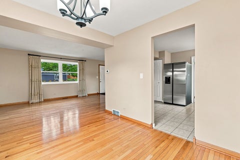 Tiny photo for 4345 Rock Cove Drive, Hoffman Estates, IL 60192 (MLS # 12753470)