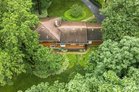 Tiny photo for 21 Golden Larch Court, Naperville, IL 60540 (MLS # 12673143)
