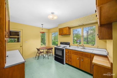 Tiny photo for 21 Golden Larch Court, Naperville, IL 60540 (MLS # 12673143)
