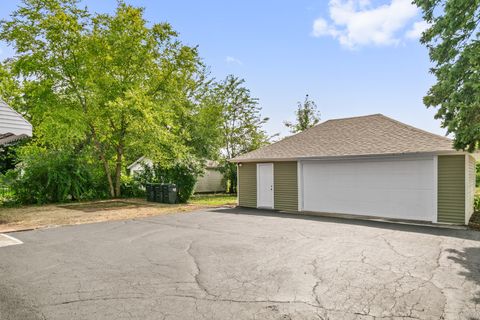 Tiny photo for 16816 S Park Avenue, South Holland, IL 60473 (MLS # 12540922)