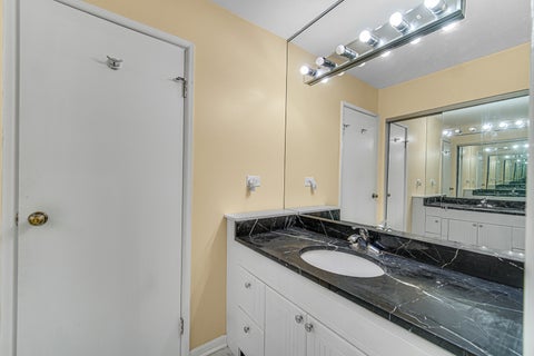 Tiny photo for 368 Dogwood Terrace, Buffalo Grove, IL 60089 (MLS # 12755192)