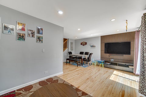 Tiny photo for 368 Dogwood Terrace, Buffalo Grove, IL 60089 (MLS # 12755192)