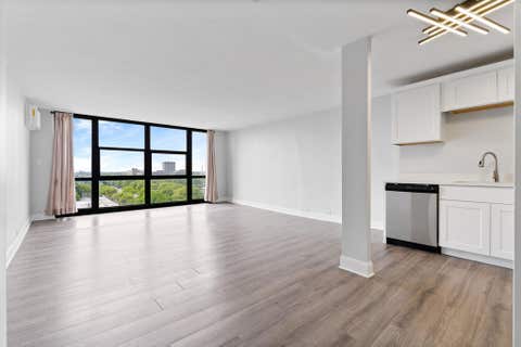 Tiny photo for 2901 S Michigan Avenue #903, Chicago, IL 60616 (MLS # 12690540)