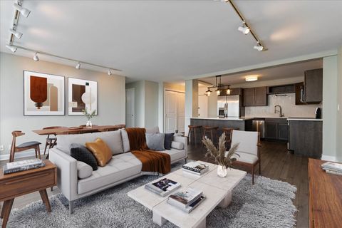 Tiny photo for 5455 N Sheridan Road #3406, Chicago, IL 60640 (MLS # 12566274)