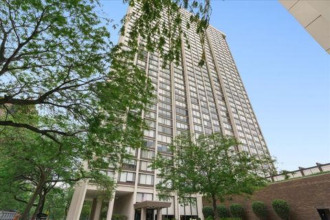 Photo of 5455 N Sheridan Road #3406, Chicago, IL 60640 (MLS # 12566274)