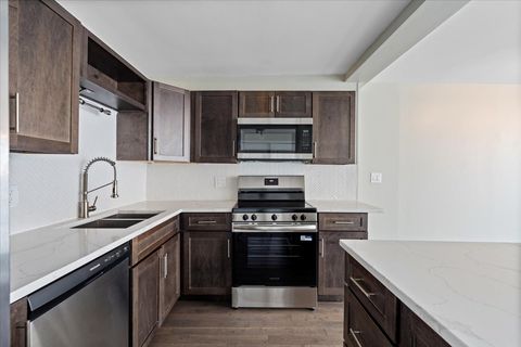 Tiny photo for 5455 N Sheridan Road #3406, Chicago, IL 60640 (MLS # 12566274)
