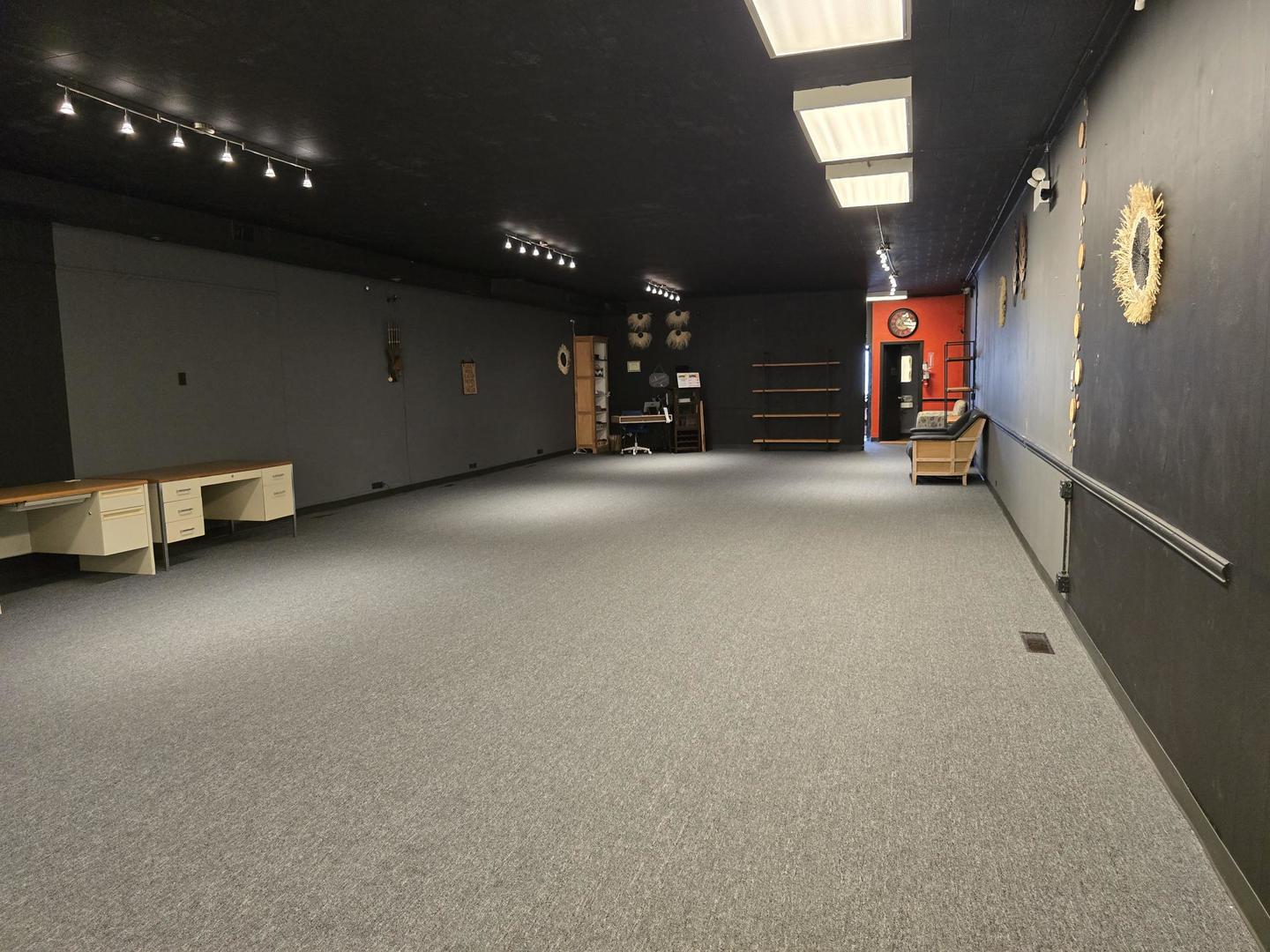 4123-4125 Oakton Street