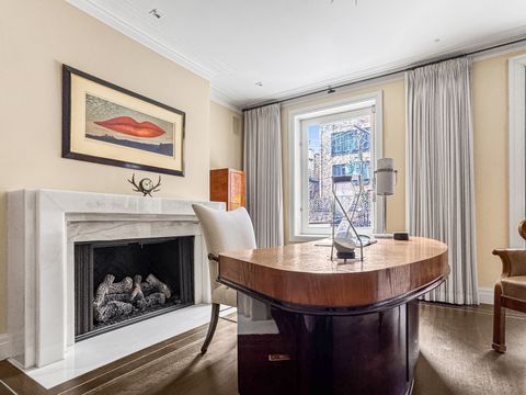 Tiny photo for 1524 N Astor Street, Chicago, IL 60610 (MLS # 12578948)