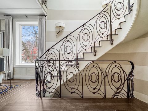 Tiny photo for 1524 N Astor Street, Chicago, IL 60610 (MLS # 12578948)