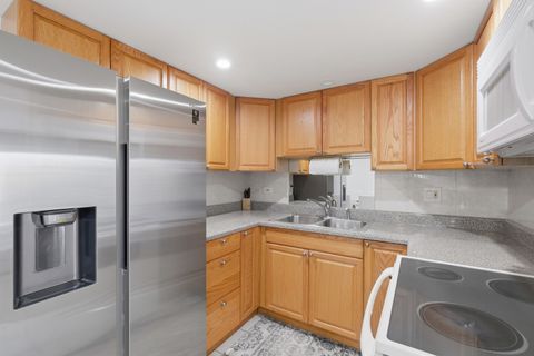 Tiny photo for 100 Deborah Lane #B26, Wheeling, IL 60090 (MLS # 12587194)