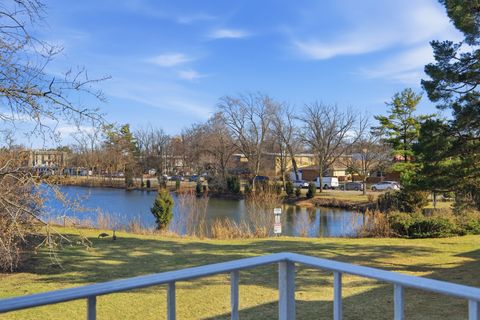 Tiny photo for 100 Deborah Lane #B26, Wheeling, IL 60090 (MLS # 12587194)