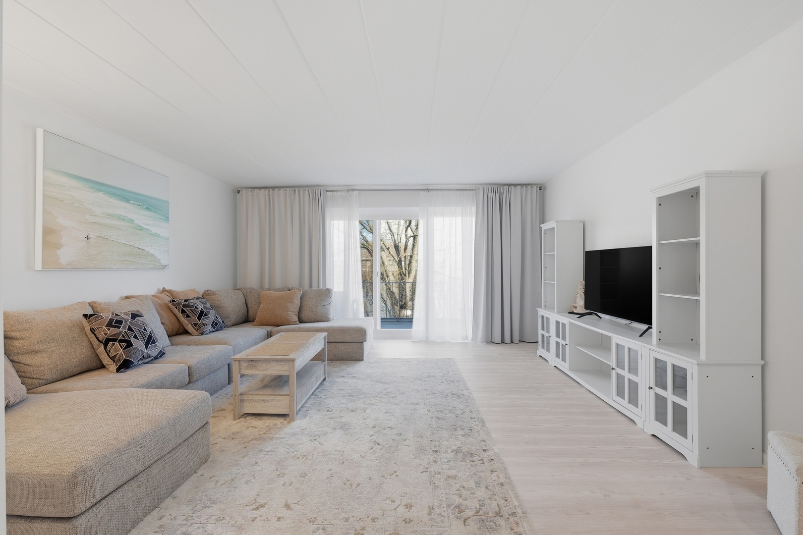 100 Deborah Lane B26