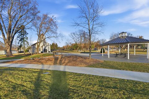 Tiny photo for 100 Deborah Lane #B26, Wheeling, IL 60090 (MLS # 12587194)