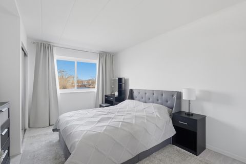 Tiny photo for 100 Deborah Lane #B26, Wheeling, IL 60090 (MLS # 12587194)