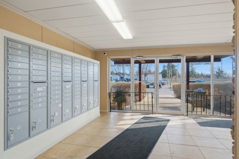 Tiny photo for 100 Deborah Lane #B26, Wheeling, IL 60090 (MLS # 12587194)