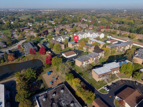 Tiny photo for 160 S Waters Edge Drive #101, Glendale Heights, IL 60139 (MLS # 12793220)