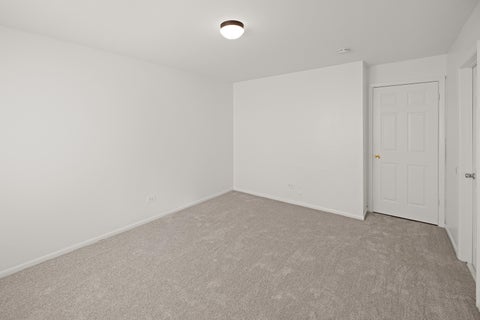 Tiny photo for 160 S Waters Edge Drive #101, Glendale Heights, IL 60139 (MLS # 12793220)